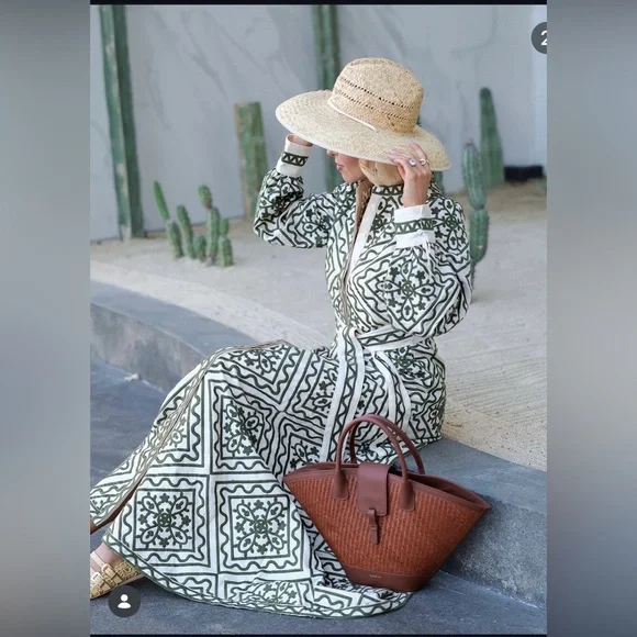 Sézane Silvana dress in a green geometric pattern ecru green - Picture 5 of 16